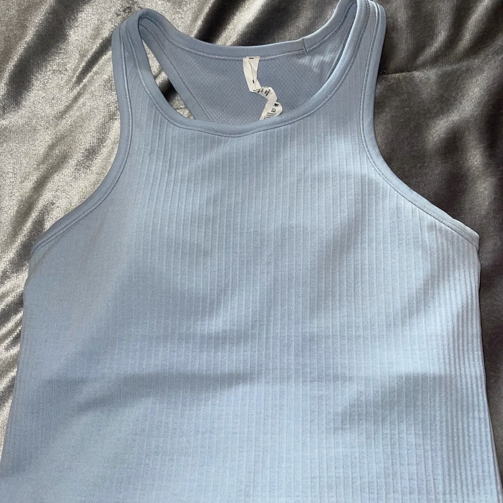 Lululemon Ebb to Street Crop Tank